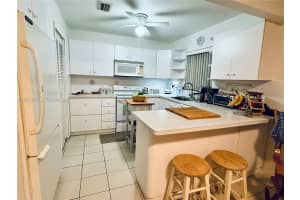 10611 Sw 23rd Ter Miami, FL 33165 - MLS#A11973970