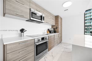 650 Ne 32nd St 2007 Miami, FL 33137 - MLS#A11973975