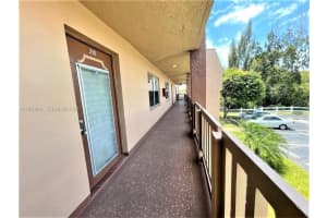 9900 Sunrise Lakes Blvd 210 Sunrise, FL 33322 - MLS#A11973991