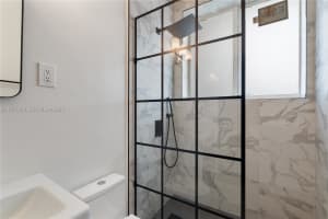 2204 Mckinley St 2 Hollywood, FL 33020 - MLS#A11974005