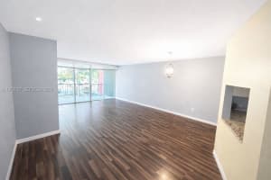 1780 Ne 191st St 210-2, Miami