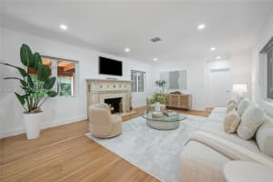 5211 Granada Blvd Coral Gables, FL 33146 - MLS#A11974012