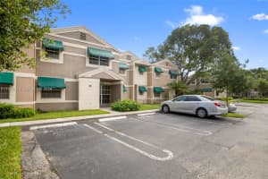 12261 Lake Loop Rd Cooper City, FL 33330 - MLS#A11974013