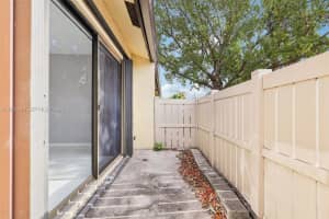 653 Banks Rd Margate, FL 33063 - MLS#A11974018