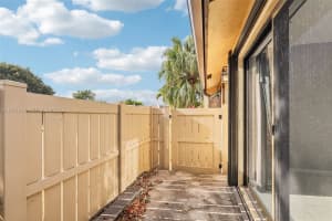 653 Banks Rd Margate, FL 33063 - MLS#A11974018