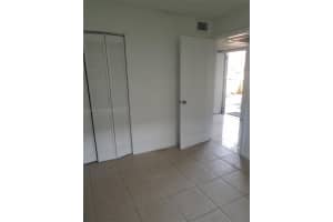 426 210th Cir Ter , Miami, FL 33179 - MLS#A11974047