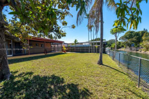 4600 Sw 104th Ave Miami, FL 33165 - MLS#A11974065