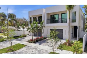 1135 Ne 11th Ave Fort Lauderdale, FL 33304 - MLS#A11974067