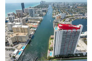 2602 E Hallandale Beach Blvd R2806 Hallandale Beach, FL 33009 - MLS#A11974099