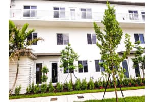 6410 Nw 102nd Path 101 Doral, FL 33178 - MLS#A11974105