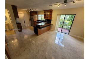 6 Wimbledon Lake Dr 252 Plantation, FL 33324 - MLS#A11974109