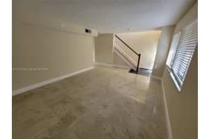 6 Wimbledon Lake Dr 252 Plantation, FL 33324 - MLS#A11974109