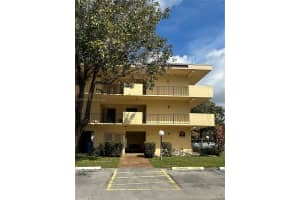 301 Cambridge Rd 211 Hollywood, FL 33024 - MLS#A11974119