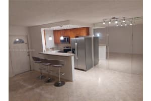 714 Ne 10th St 103 Hallandale Beach, FL 33009 - MLS#A11974128