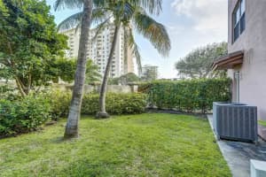 2039 Oceanwalk Ter 401 Lauderdale By The Sea, FL 33062 - MLS#A11974171