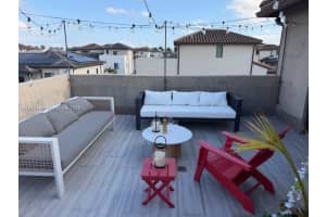 4903 Nw 83rd Path, Doral