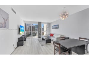 Vizcayne, 244 Biscayne Blvd APT 1005, Miami, FL 33132, - MLS#A11974210