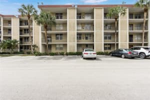 2649 Nw 48th Ter 237, Lauderdale Lakes