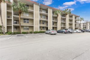 2649 Nw 48th Ter 237 Lauderdale Lakes, FL 33313 - MLS#A11974238