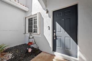 930 Sw 147th Ct Miami, FL 33194 - MLS#A11974242