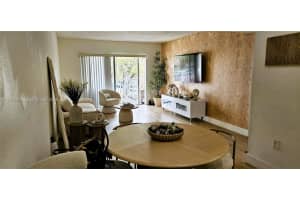 4804 Nw 79th Ave 201 Doral, FL 33166 - MLS#A11974283