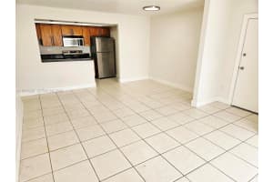 4560 Nw 79 Ave 2h Doral, FL 33166 - MLS#A11974290