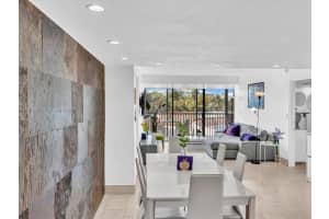 20335 W Country Club Dr 310, Aventura