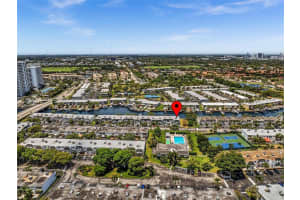 825 Ne 26th Ave Hallandale Beach, FL 33009 - MLS#A11974305