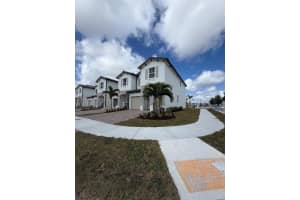 2556 Se 27th Ct 2556 Homestead, FL 33035 - MLS#A11974326