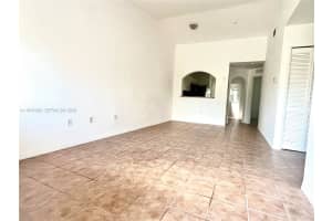 930 Ne 33rd Terr 203 Homestead, FL 33033 - MLS#A11974363