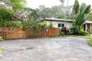 750 Ne 120th St Biscayne Park, FL 33161 - MLS#A11974367