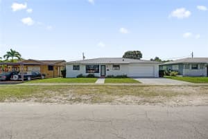 1860 NW 121st St, Miami, FL 33167, - MLS#A11974373