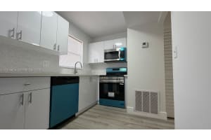 237 Lake Frances Dr 237 West Palm Beach, FL 33411 - MLS#A11974404