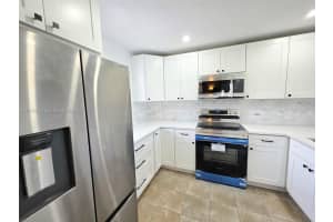 108 Royal Park Dr 2h Oakland Park, FL 33309 - MLS#A11974436