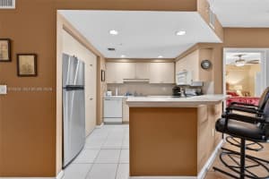 4401 Crystal Lake Dr 101 Deerfield Beach, FL 33064 - MLS#A11974440