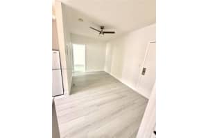 1043 2nd St , Miami, FL 33128 - MLS#A11974473