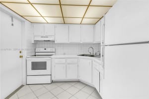 4200 Nw 3rd Ct 309 Plantation, FL 33317 - MLS#A11974481