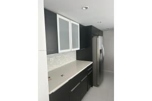 7545 E Treasure Dr 5j North Bay Village, FL 33141 - MLS#A11974500