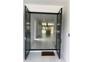 2321 Sw 16th Ct Left Miami, FL 33145 - MLS#A11974515