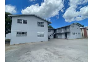 332 Sw 3rd St 14 Belle Glade, FL 33430 - MLS#A11974528