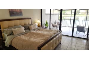 1382 Sw 131st Place Cir E Miami, FL 33184 - MLS#A11974590