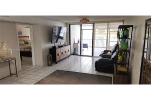 1382 Sw 131st Place Cir E Miami, FL 33184 - MLS#A11974590