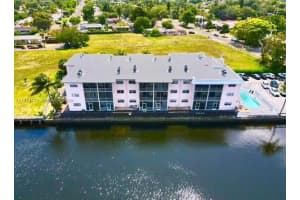 2775 Taft St 210 Hollywood, FL 33020 - MLS#A11974625