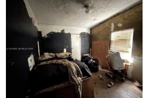 220 Ne 12 Ave, Homestead