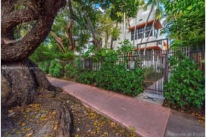 1135 Meridian Ave 4 Miami Beach, FL 33139 - MLS#A11974648