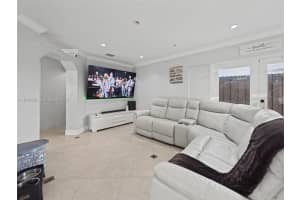 12689 Nw 10th Way Miami, FL 33182 - MLS#A11974669