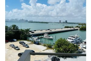 7904 West Dr 508, North Bay Village