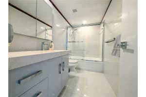 3161 S Ocean Dr 1405 Hallandale Beach, FL 33009 - MLS#A11974771