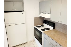 1700 191st St , Miami, FL 33179 - MLS#A11974776