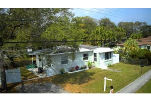 204 Sw 7th Ave Hallandale Beach, FL 33009 - MLS#A11974798